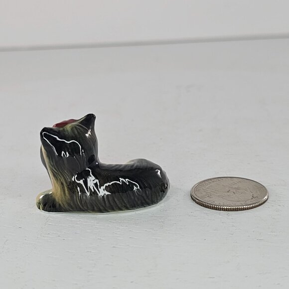 Vintage Yorkshire Terrier Bone China Figurine Miniature Yorkie Collectible Dog - Picture 7 of 8